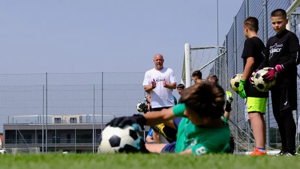 421838021_978483457120088_7968623726546199499_n.jpg 16:9