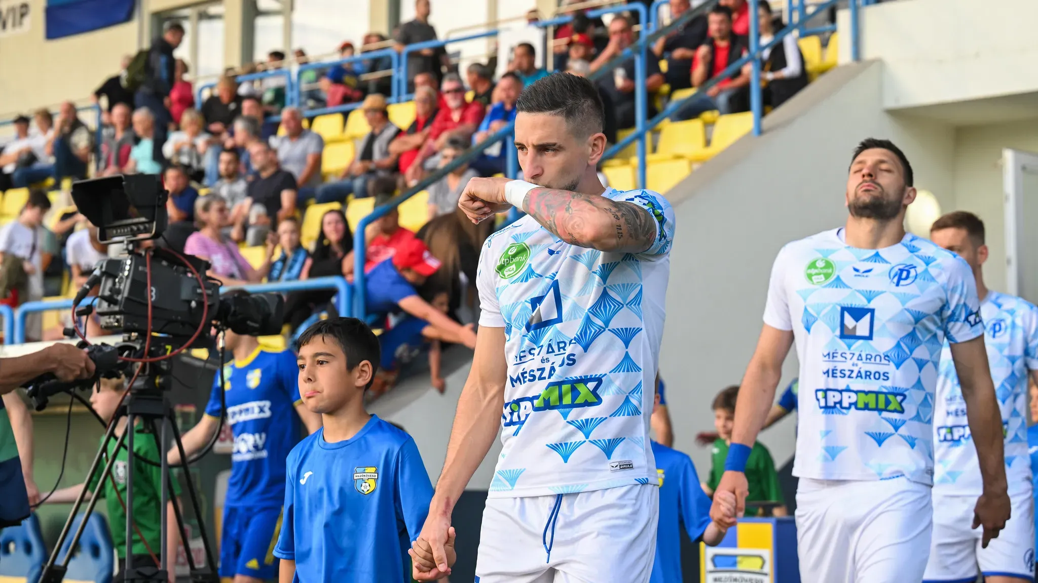 53654588688_1a58c09bb7_k.jpg 16:9