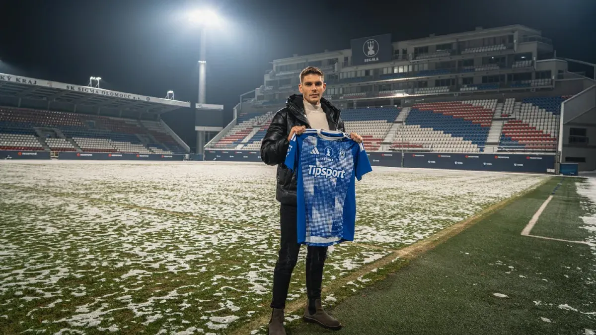 Baráth Péter az olomouci Andruv stadionban (Fotó: sigmafotbal.cz)