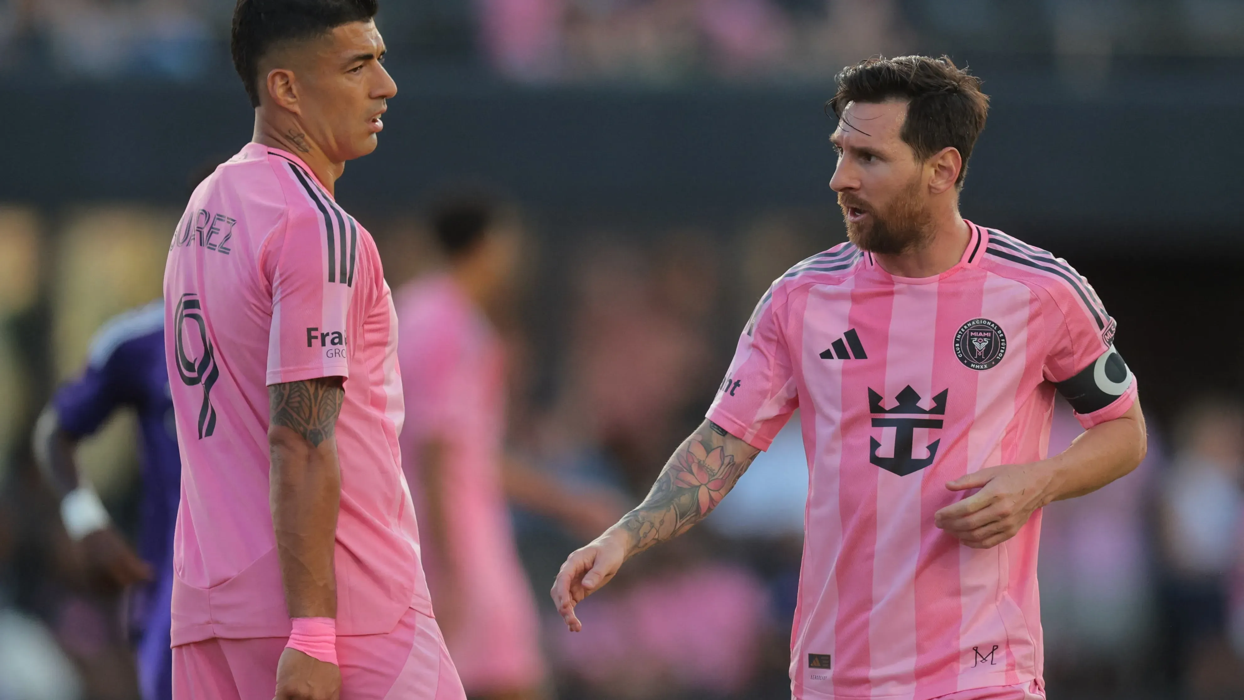 Messit több egykori barcelonai csapattársa, így Luis Suárez is követte Miami (Forrás: beIN Sports)