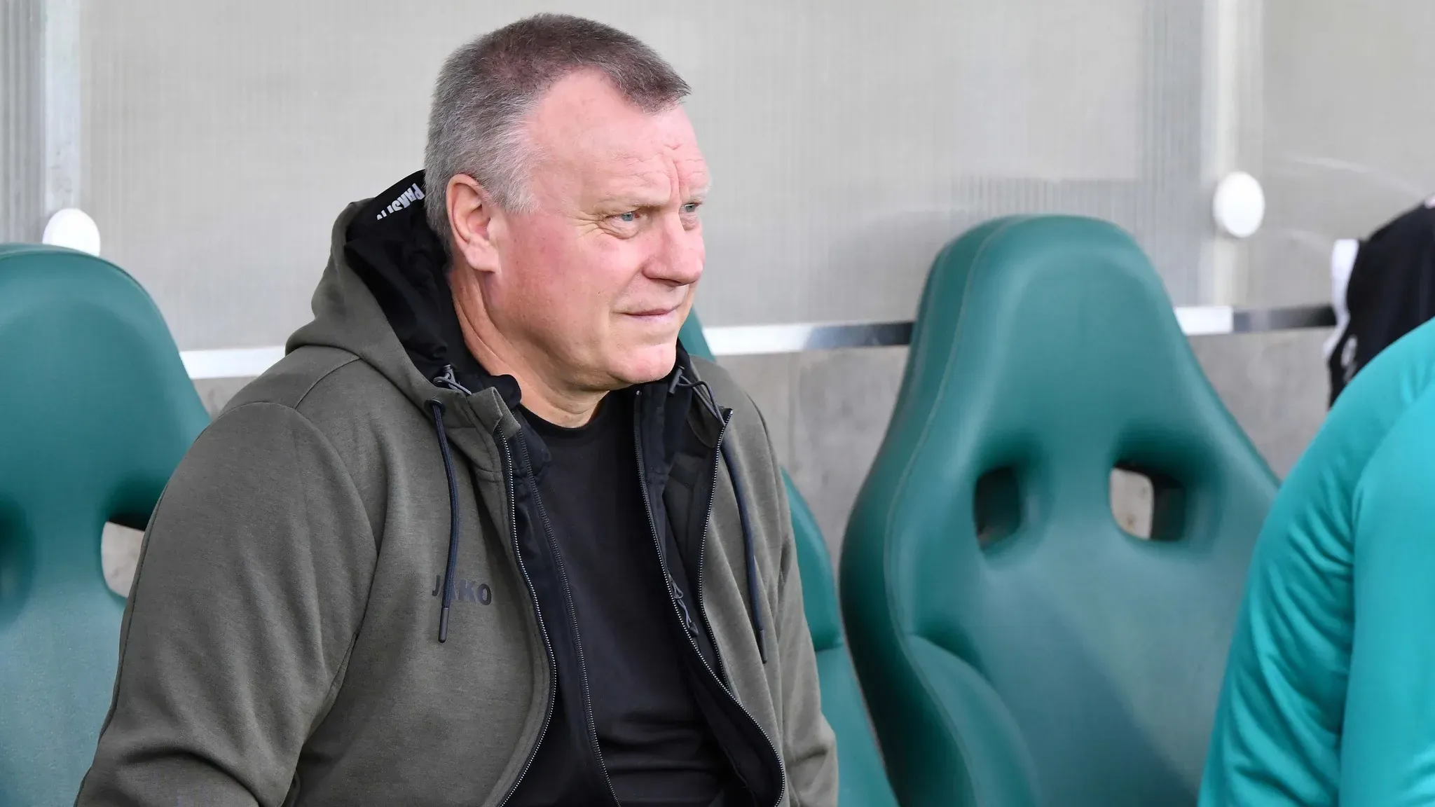 Bognár György valószínűleg idén tényleg dobogóra vezeti a Paksot (Forrás: Paksi FC Facebook)