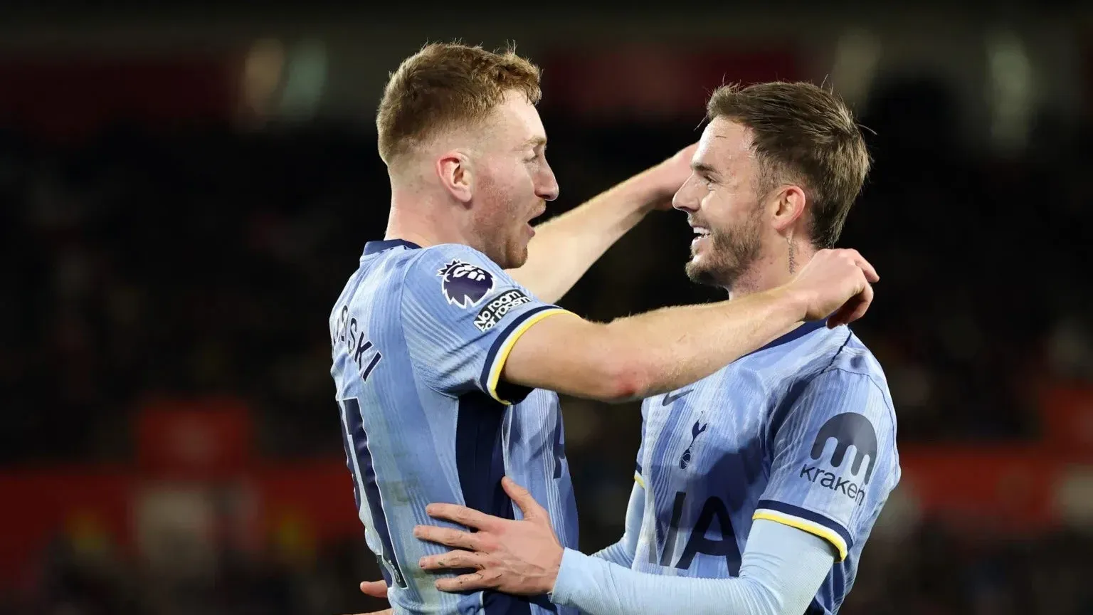 Dejan Kulusevski és James Maddison egy ideje a pályán így nem köszönthette egymást (Fotó: Dan Istitene/Getty Images)