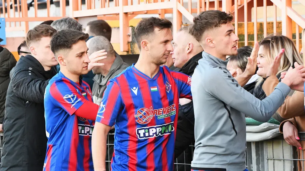 eva7136_20240219_124505.jpg 16:9