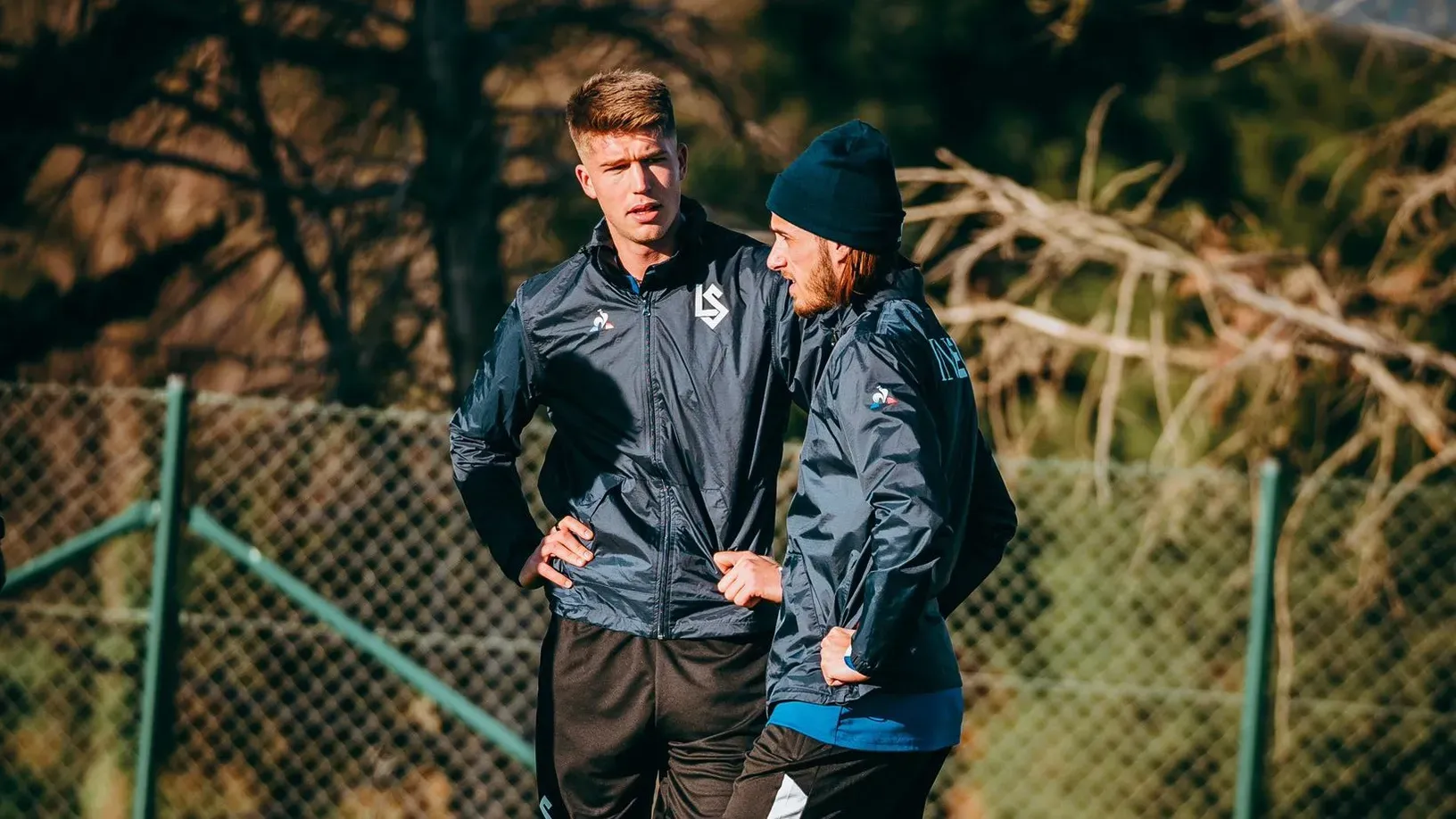 GDPN0DBWEAAzI0x.jpg 16:9