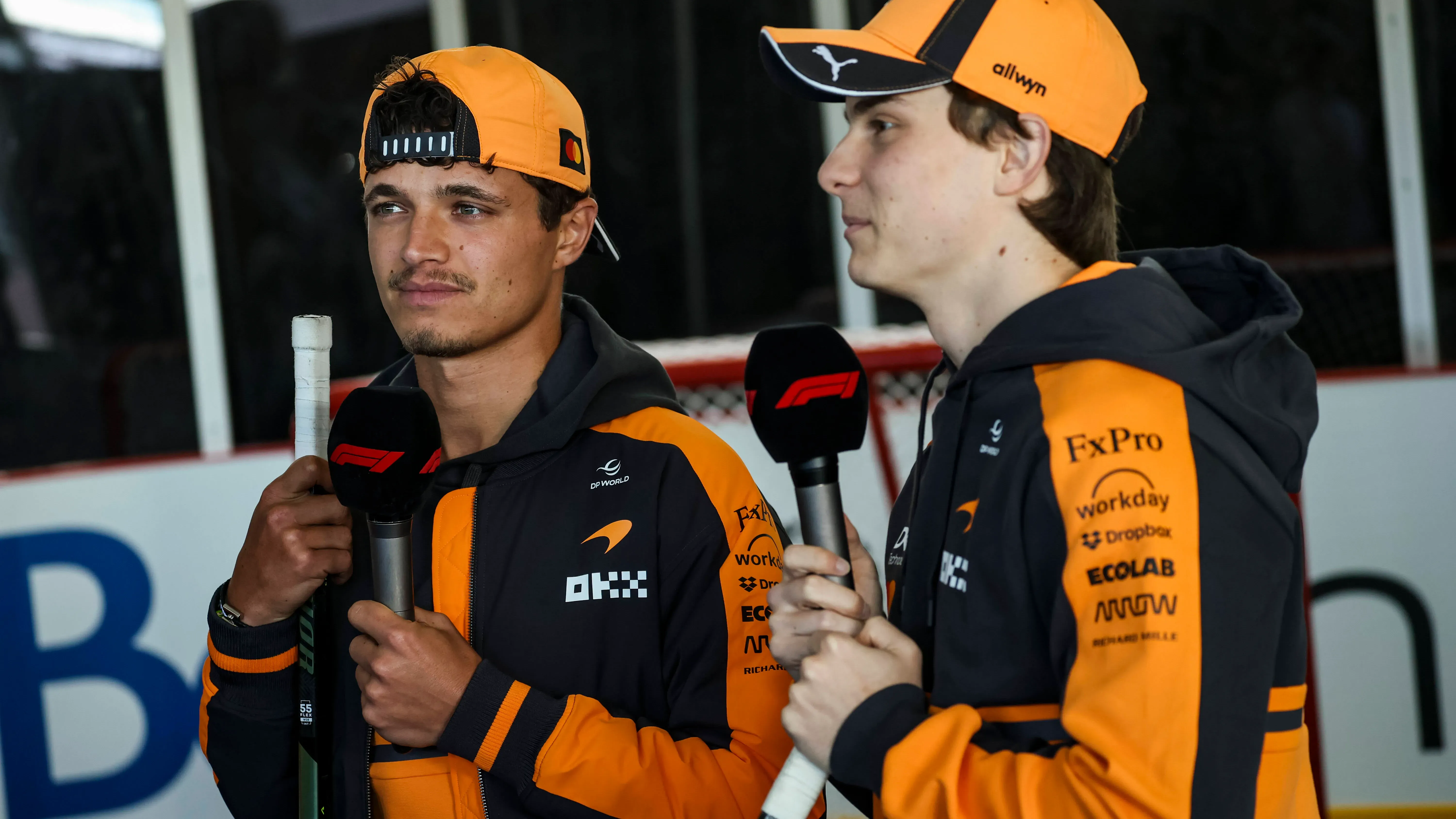 Lando Norris és Oscar Piastri a verseny előtt – még jókedvűen (Fotó: Imago/PsnewZ)