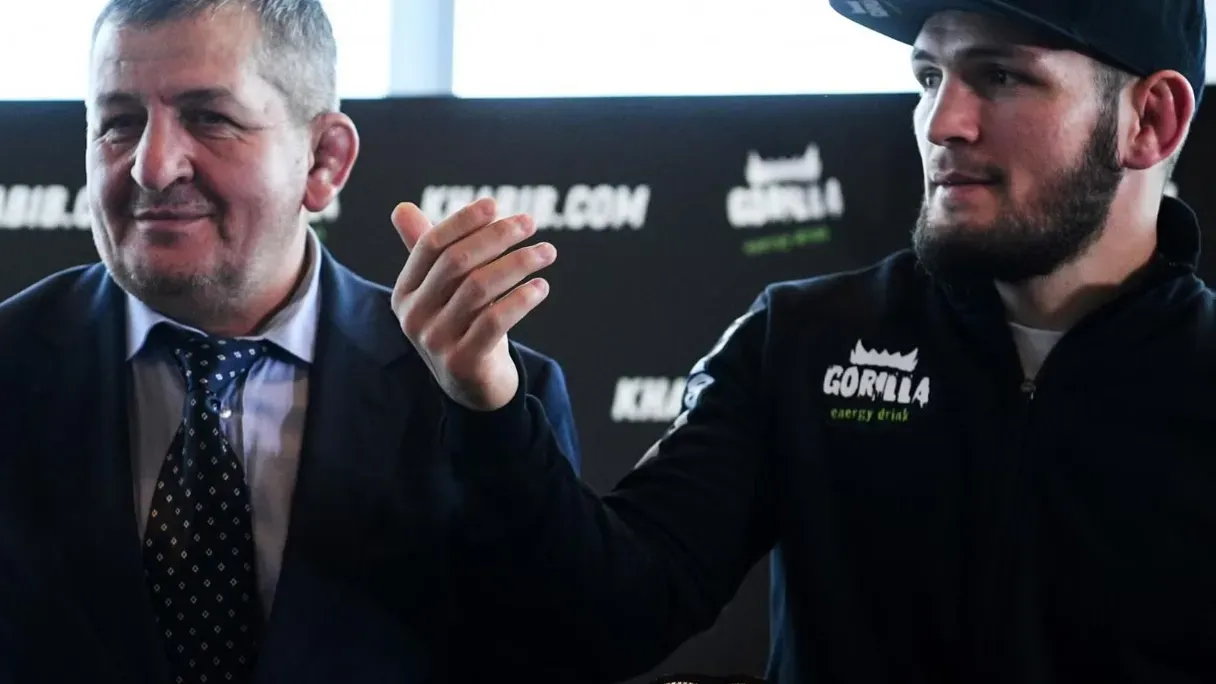 Khabib Nurmagedov édesapjával, Abdulmanappal (Forrás: The Independent)