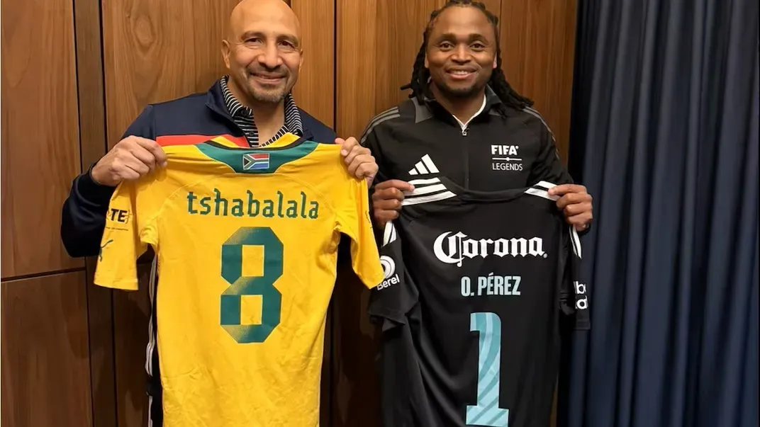 Nagy találkozás 16 évvel később: a mexikói kapus, Oscar Pérez és Tshabalala