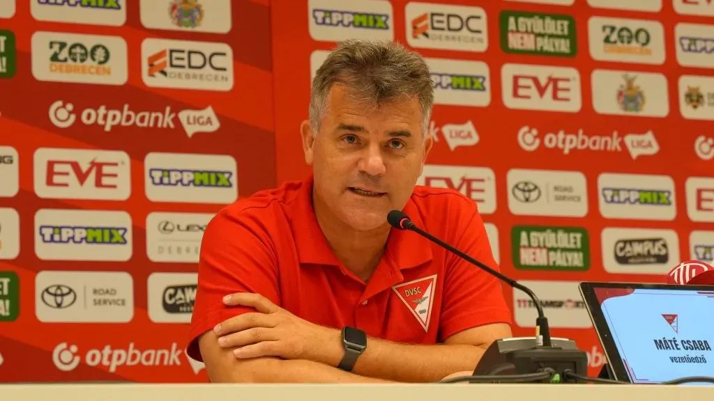 Nagy reményekkel érkezett Debrecenbe, de öt bajnoki vereség után mennie kellett (Forrás: dvsc.hu)