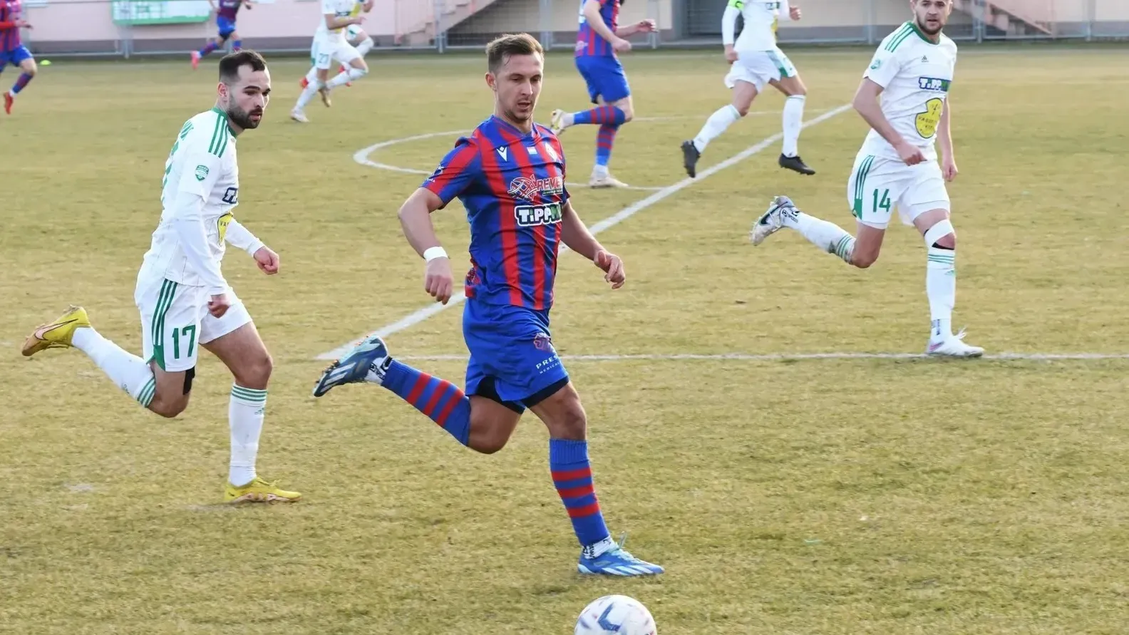 Nagy Dominik szpari.jpg 16:9