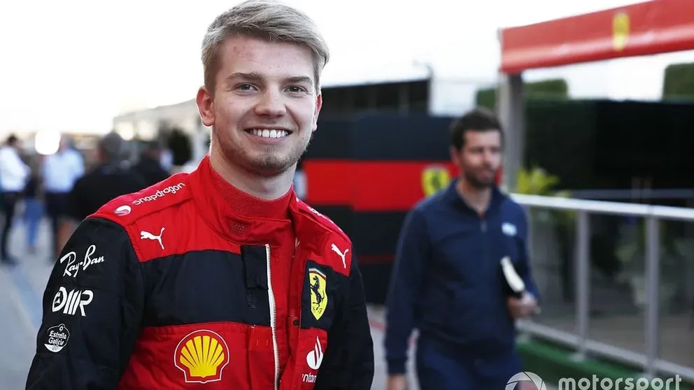 robert-shwartzman-ferrari-1.jpg 16:9