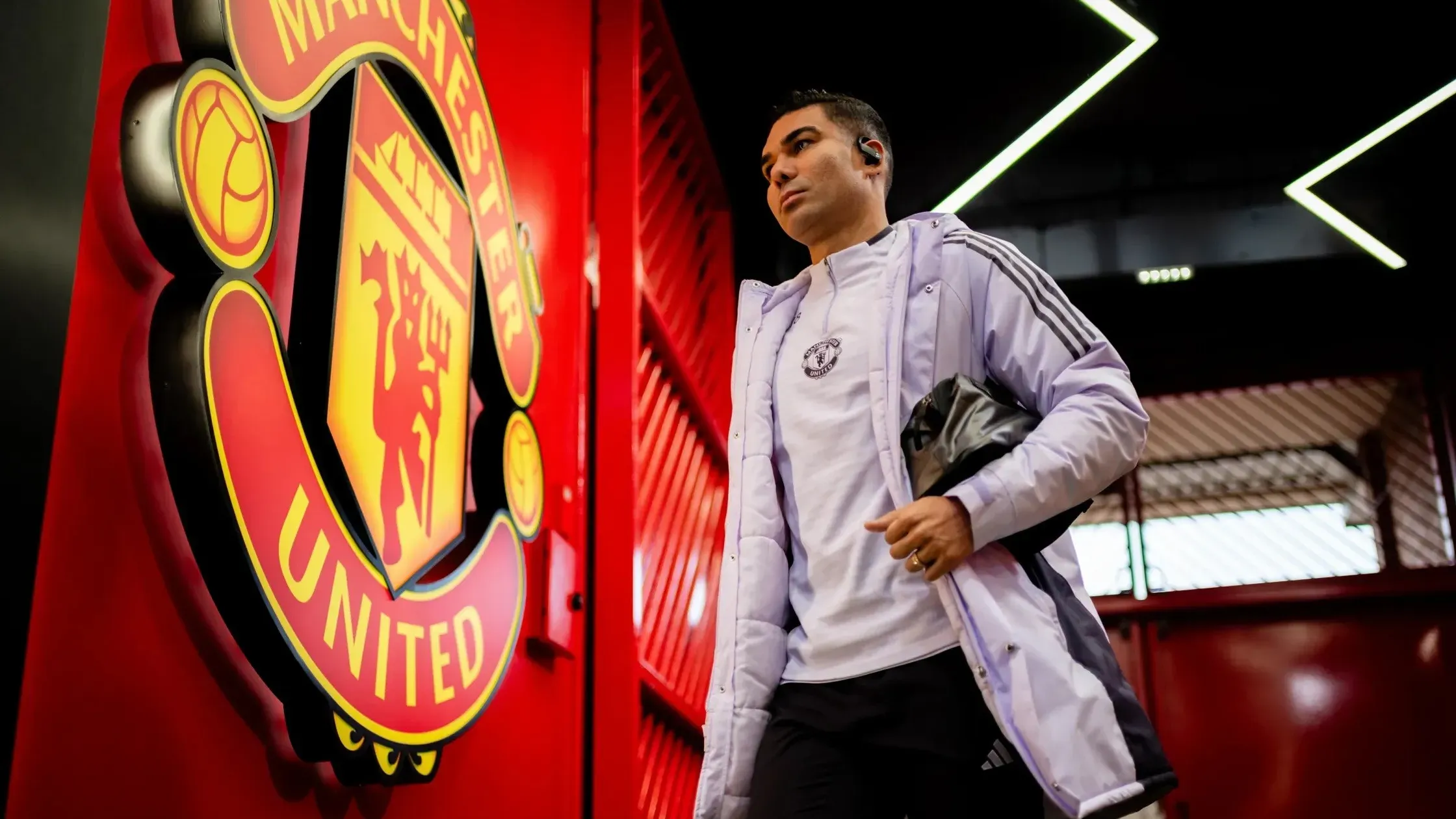 (Forrás: thebusbybabe.sbnation.com)